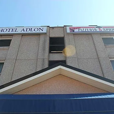 Adlon Hotel
