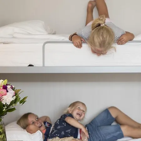 阿德隆酒店 酒店